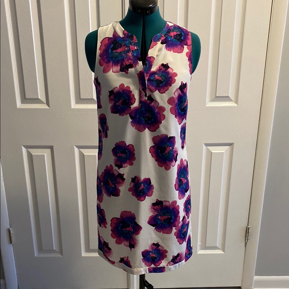 Ann Taylor Sleeveless Floral Shift Dress Purple Pink White